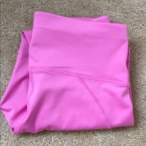 NWOT Fabletics UltraCool 19” leggings (Sz XS)